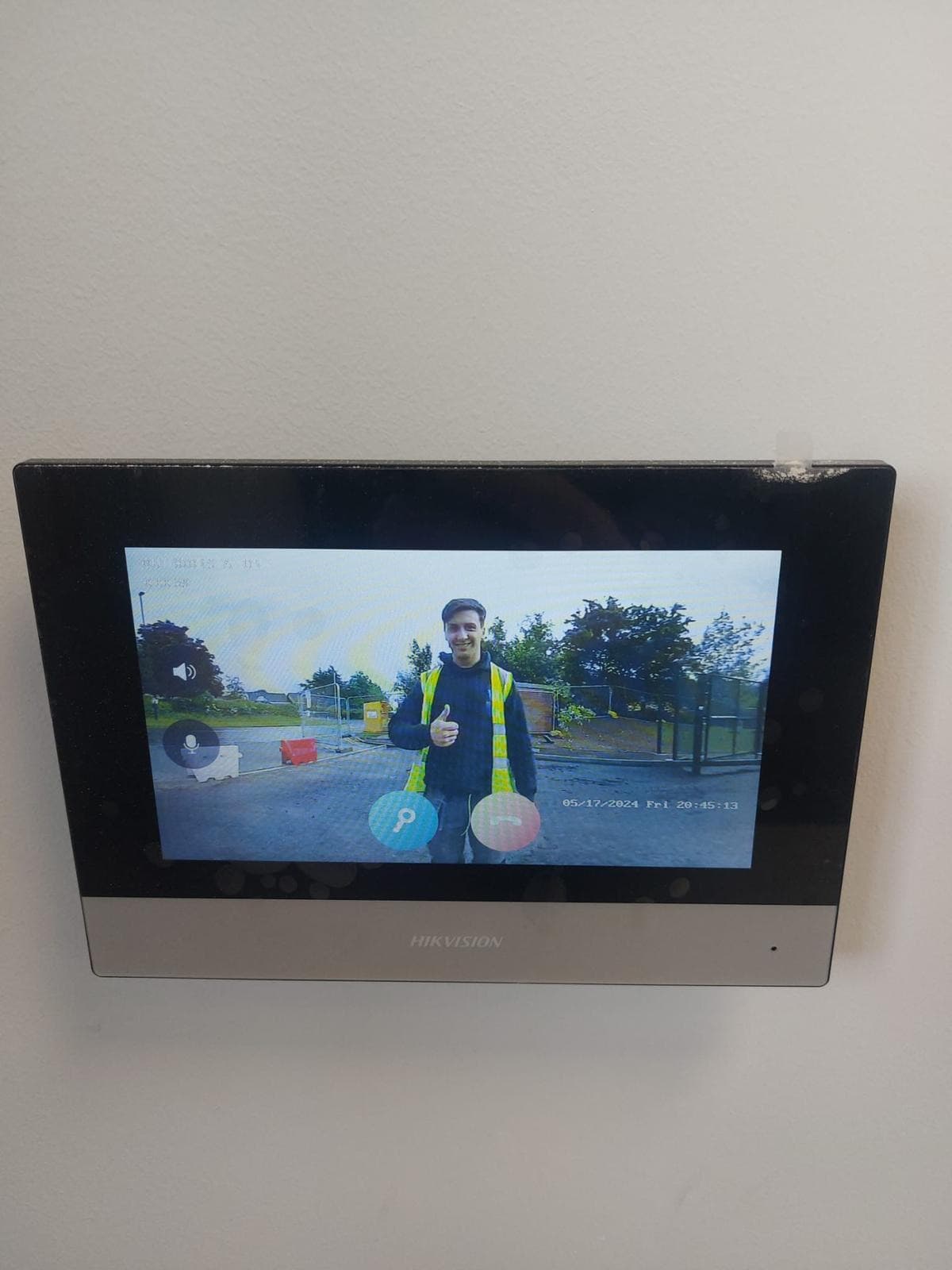 Video door entry screen installed by Wirrelec